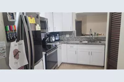 2494 Centergate Drive #301, Miramar, FL 33025 - Photo 5