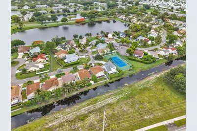 143 W Tara Lakes Dr Drive W, Boynton Beach, FL 33436 - Photo 5