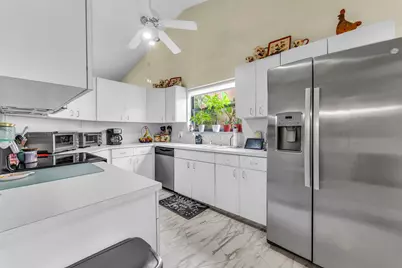 143 W Tara Lakes Dr Drive W, Boynton Beach, FL 33436 - Photo 27