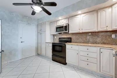 3750 Galt Ocean Drive #1710, Fort Lauderdale, FL 33308 - Photo 9