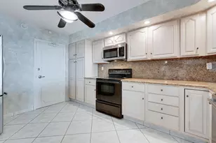 3750 Galt Ocean Dr, Fort Lauderdale, FL 33308 - Photo 9