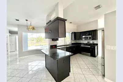 165 SE Osprey, Port Saint Lucie, FL 34984 - Photo 3
