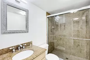 2950 N Palm Aire Dr, Pompano Beach, FL 33069 - Photo 27