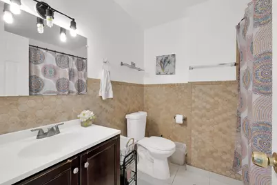 721 SW 79th Avenue, North Lauderdale, FL 33068 - Photo 9