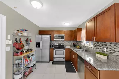 721 SW 79th Avenue, North Lauderdale, FL 33068 - Photo 5