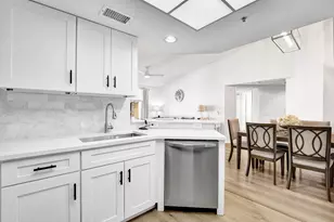 2125 SE 10th Ave, Fort Lauderdale, FL 33316 - Photo 9