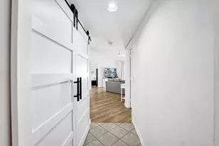 2125 SE 10th Ave, Fort Lauderdale, FL 33316 - Photo 3