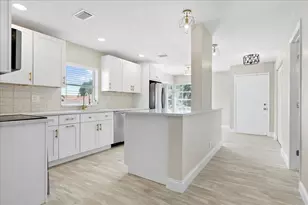 13921 Royal Palm Ct, Delray Beach, FL 33484 - Photo 5
