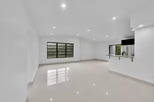 17551 NE 5th Ave, North Miami Beach, FL 33162 - Photo 9
