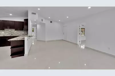 17551 NE 5th Avenue, North Miami Beach, FL 33162 - Photo 13