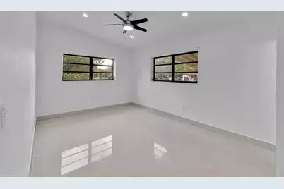17551 NE 5th Avenue, North Miami Beach, FL 33162 - Photo 21