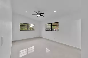 17551 NE 5th Ave, North Miami Beach, FL 33162 - Photo 21