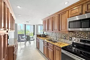 4200 N Ocean Dr, Singer Island, FL 33404 - Photo 9