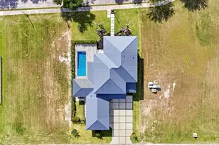 11750 SW Westcliffe Ln, Port Saint Lucie, FL 34987 - Photo 9