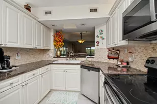23370 N Carolwood Ln N, Boca Raton, FL 33428 - Photo 13