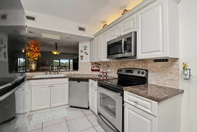 23370 N Carolwood Lane N #409, Boca Raton, FL 33428 - Photo 15