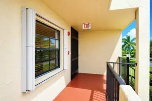 23370 N Carolwood Ln N, Boca Raton, FL 33428 - Photo 3