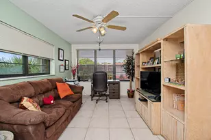 23370 N Carolwood Ln N, Boca Raton, FL 33428 - Photo 21