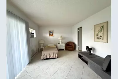 343 Chatham, West Palm Beach, FL 33417 - Photo 7