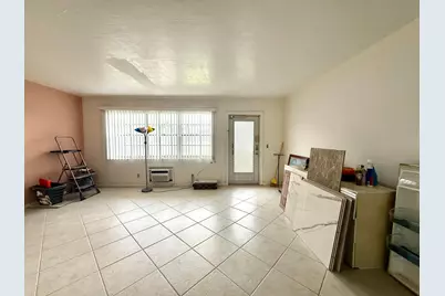 343 Chatham, West Palm Beach, FL 33417 - Photo 3