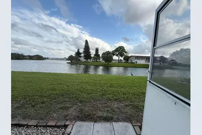 343 Chatham, West Palm Beach, FL 33417 - Photo 9
