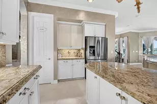 611 Edgebrook Ln, Royal Palm Beach, FL 33411 - Photo 19