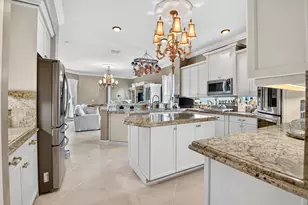 611 Edgebrook Ln, Royal Palm Beach, FL 33411 - Photo 13