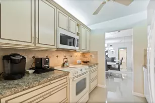 5440 N Ocean Dr, Riviera Beach, FL 33404 - Photo 13