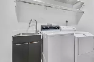 3501 Keyser Ave, Hollywood, FL 33021 - Photo 17