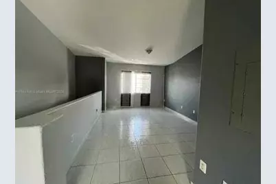 7211 NW 174th Terrace #203, Hialeah, FL 33015 - Photo 3