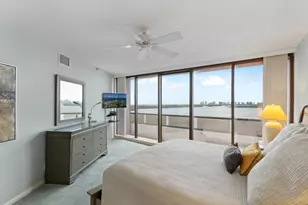 100 Lakeshore Dr, North Palm Beach, FL 33408 - Photo 23