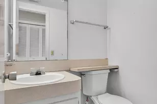 159 Easthampton G, West Palm Beach, FL 33417 - Photo 9