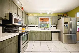 8350 NW 23rd St, Pembroke Pines, FL 33024 - Photo 9