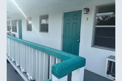 1111 N Federal Highway #5, Lake Worth Beach, FL 33460 - Photo 1