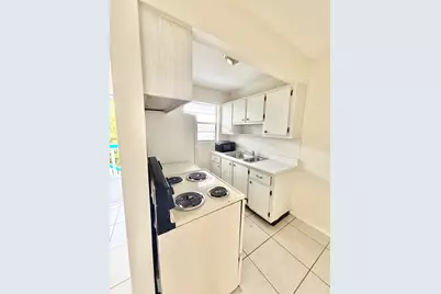 1111 N Federal Highway #5, Lake Worth, FL 33460 - Photo 5