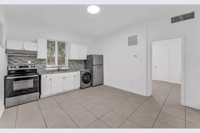 1340 NE 1st Avenue, Fort Lauderdale, FL 33304 - Photo 5