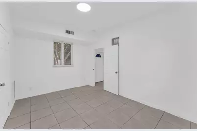 1340 NE 1st Avenue, Fort Lauderdale, FL 33304 - Photo 13
