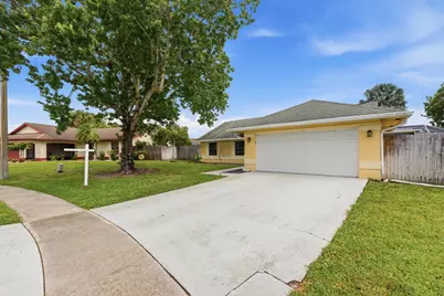 145 Roycourt Circle, Royal Palm Beach, FL 33411 - Photo 3