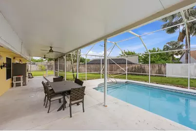 145 Roycourt Circle, Royal Palm Beach, FL 33411 - Photo 31
