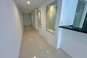 2950 NE 188th Street NE, Aventura, FL 33180 - Photo 11