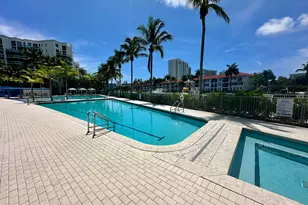2950 NE 188th Street NE, Aventura, FL 33180 - Photo 27