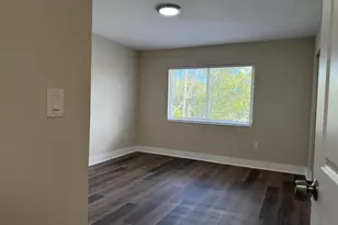1185 NE 111th St, Miami, FL 33161 - Photo 5