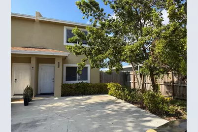 1185 NE 111th Street, Miami, FL 33161 - Photo 1