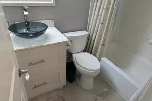 1045 Lake Shore Dr, Lake Park, FL 33403 - Photo 15