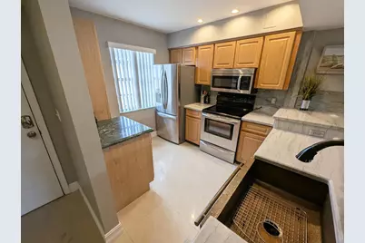 1045 Lake Shore Drive #202, Lake Park, FL 33403 - Photo 3