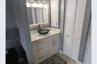 1045 Lake Shore Drive #202, Lake Park, FL 33403 - Photo 11