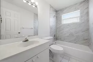 1371 SE Airoso Blvd, Port Saint Lucie, FL 34983 - Photo 11