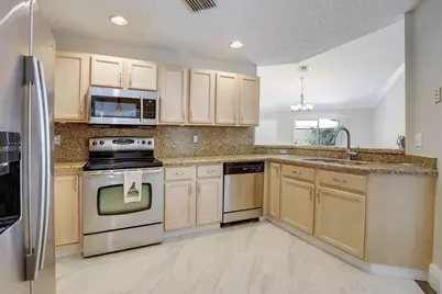 13284 Majestic Pine Court, Delray Beach, FL 33484 - Photo 3