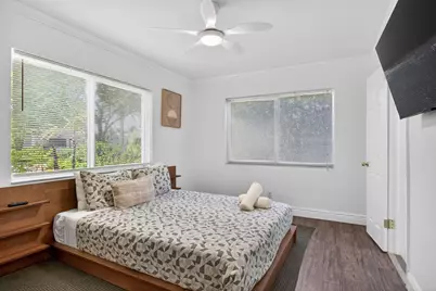 2101 NE 25th Street, Wilton Manors, FL 33305 - Photo 9