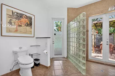 2101 NE 25th Street, Wilton Manors, FL 33305 - Photo 37